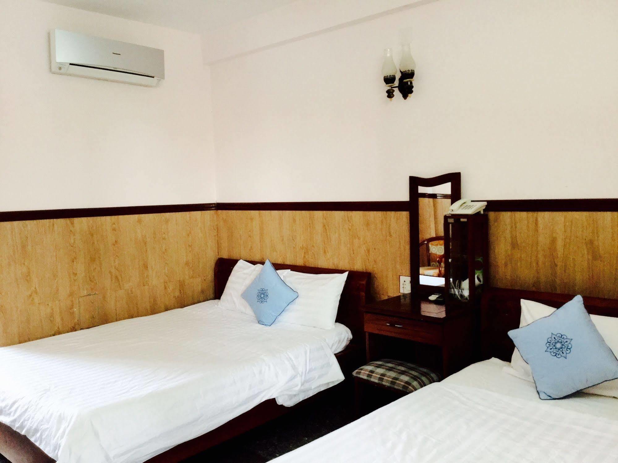 Anh Dao Hotel Фу Куок Екстериор снимка